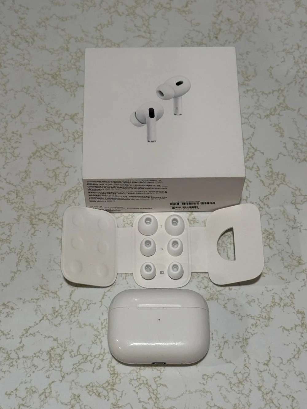 Apple 100% authentic